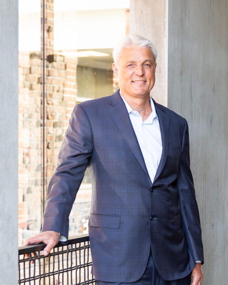 ShaunWalter_Punch_Ad_Headshot@2x ShaunWalter_Punch_Ad_Headshot@2x